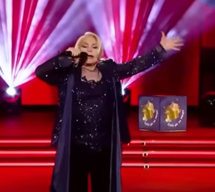 Πέθανε η Μαρινέλλα – Πανελλήνια συγκίνηση για την τεράστια ερμηνεύτρια