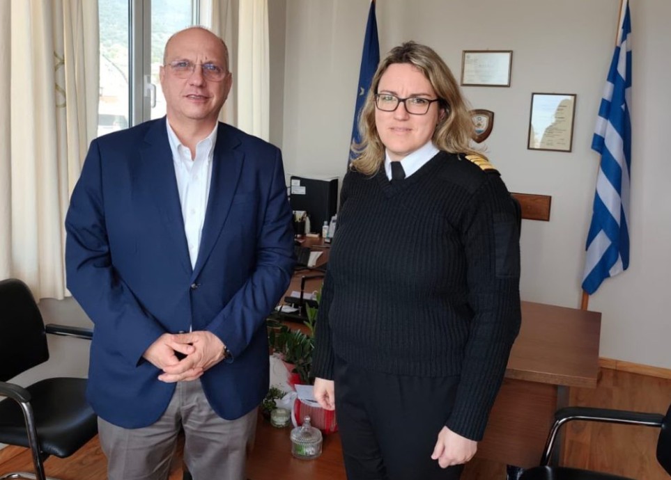 Με την Λιμενάρχη Στυλίδας συναντήθηκε ο Γιάννης Οικονόμου