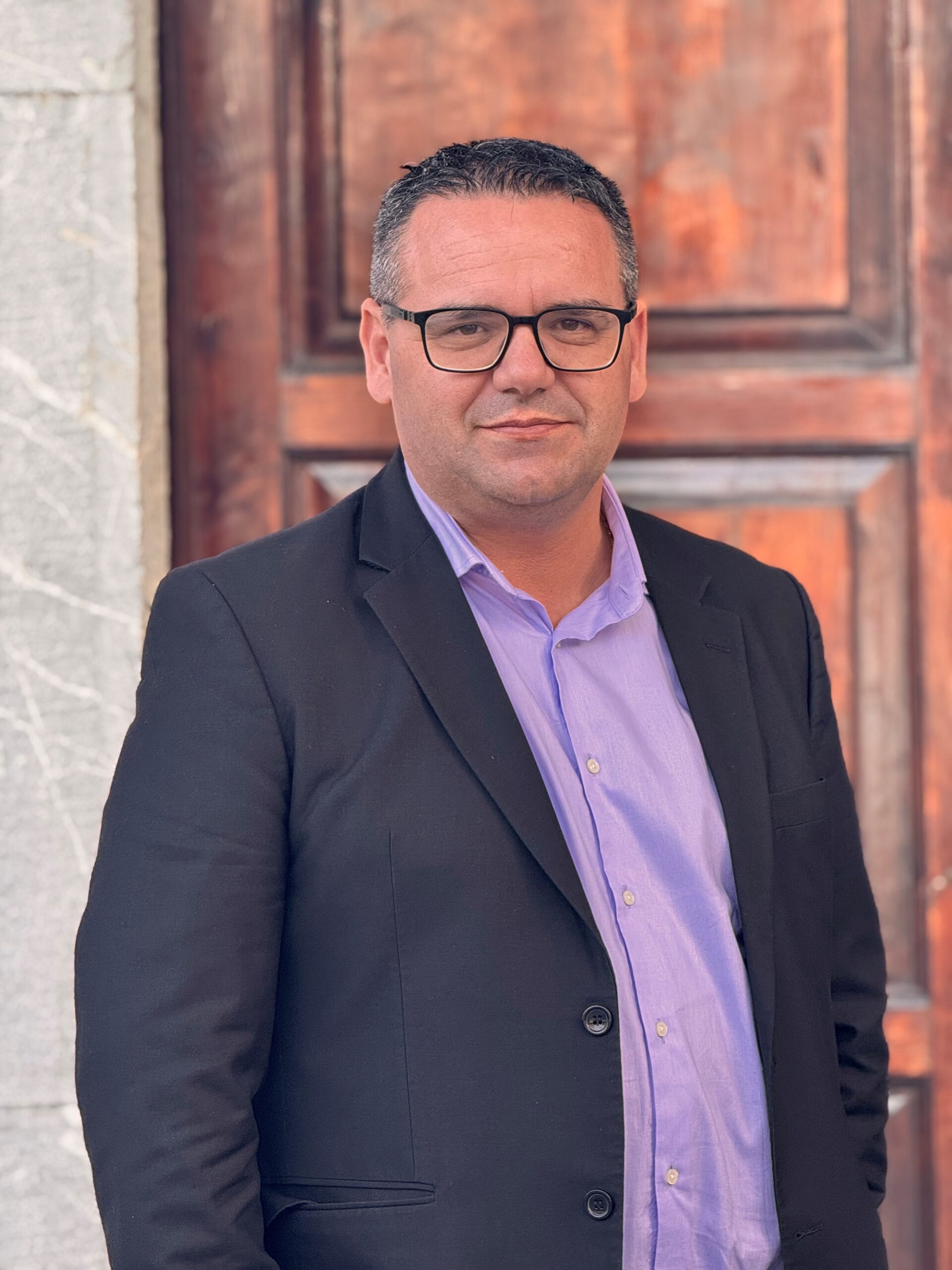Η Αλήθεια ΠΟΤΕ δεν φοβάται τις κραυγές