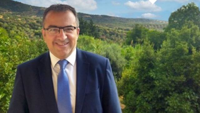 Δημήτρης Κατσούρας στον Lamia Polis 87.7: οι απευθείας αναθέσεις, η σύγκρουση με τον δήμαρχο και η παραμονή του στο Δημοτικό Συμβούλιο